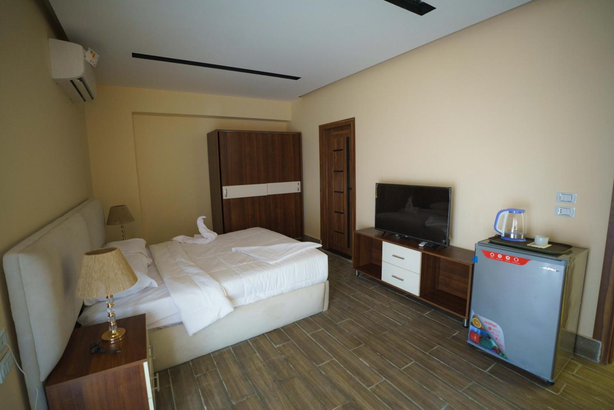 Hotel Pyramids Sunshine View Kafret el-Gabal Exteriér fotografie