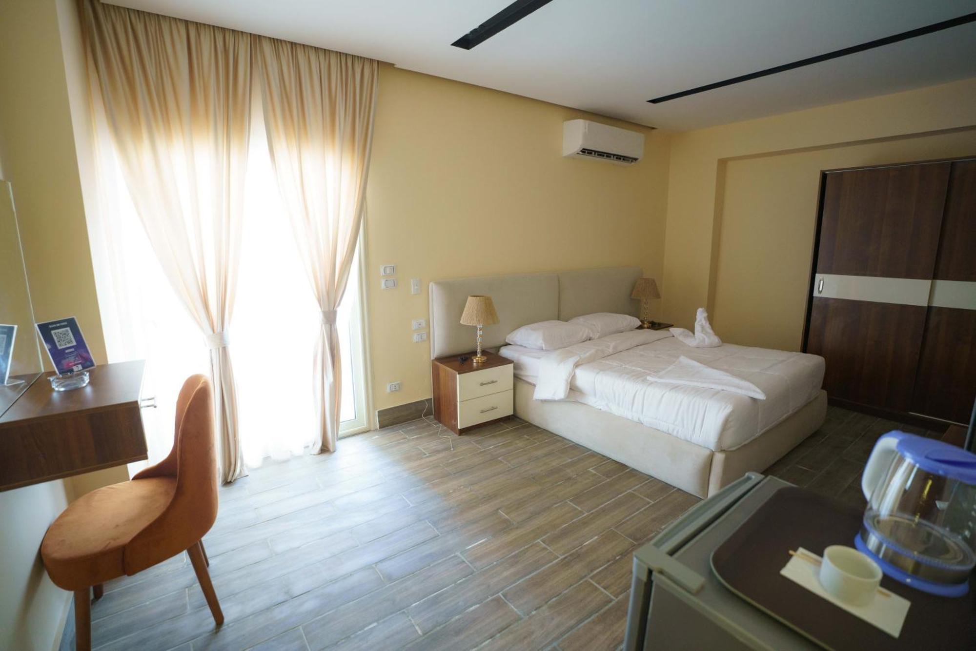 Hotel Pyramids Sunshine View Kafret el-Gabal Exteriér fotografie
